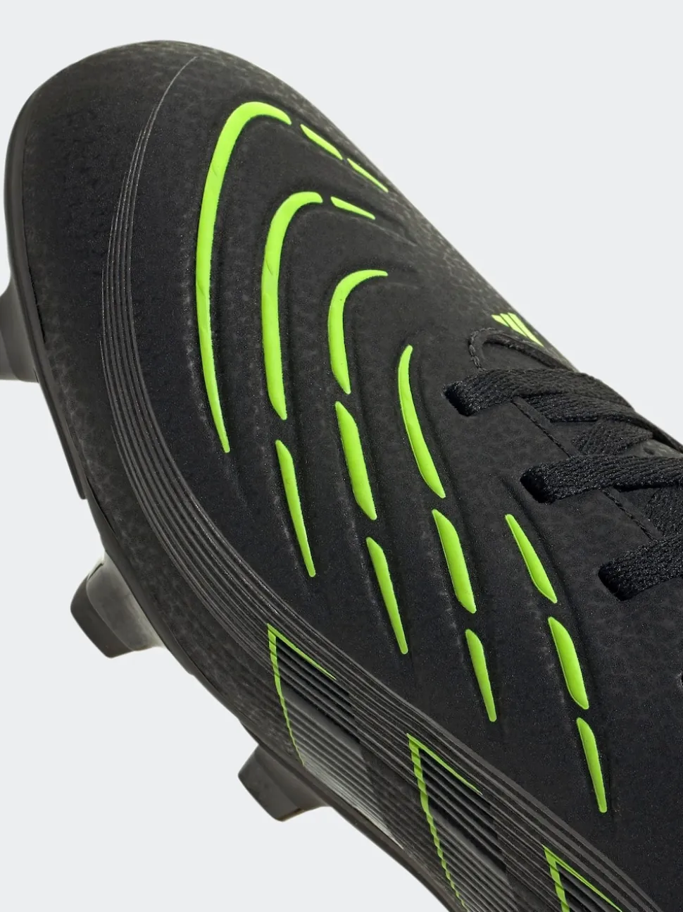 adidas Black/Grey Adult Predator Club Firm Ground Boots