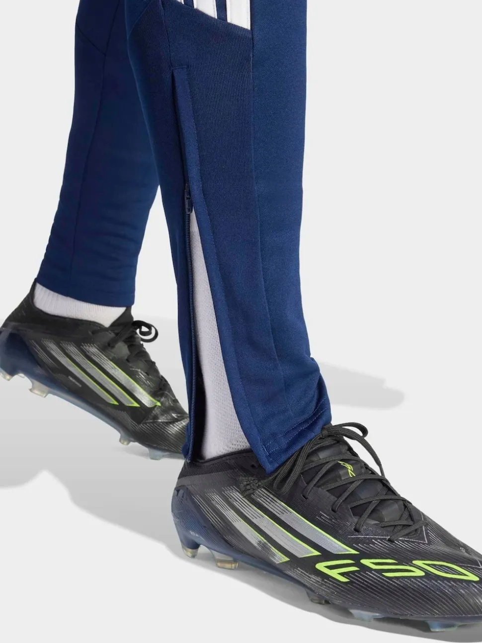 adidas Blue Tiro 26 Joggers