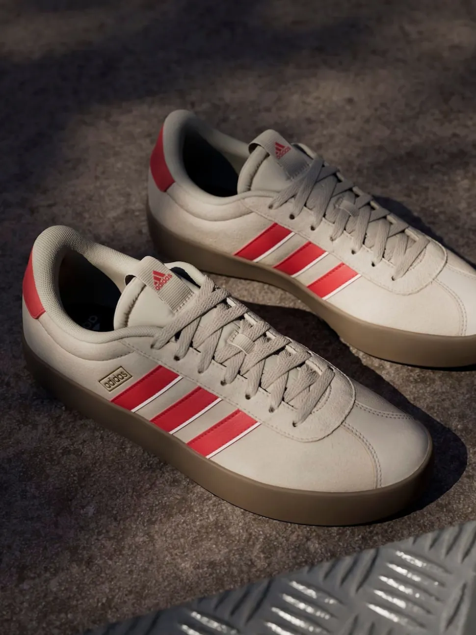 adidas Brown light VL Court Trainers
