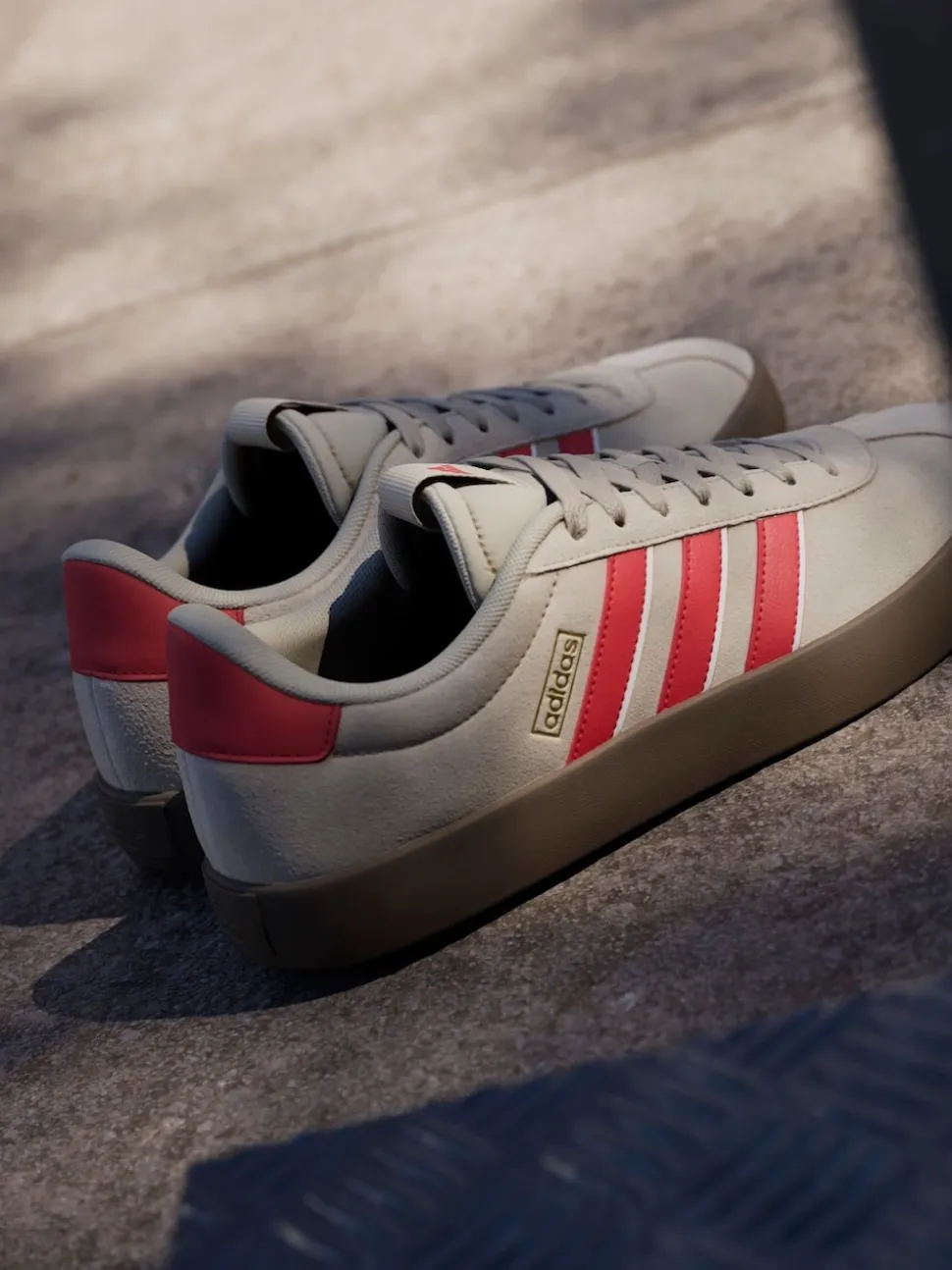adidas Brown light VL Court Trainers