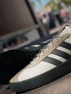 adidas Brown VL Court Trainers