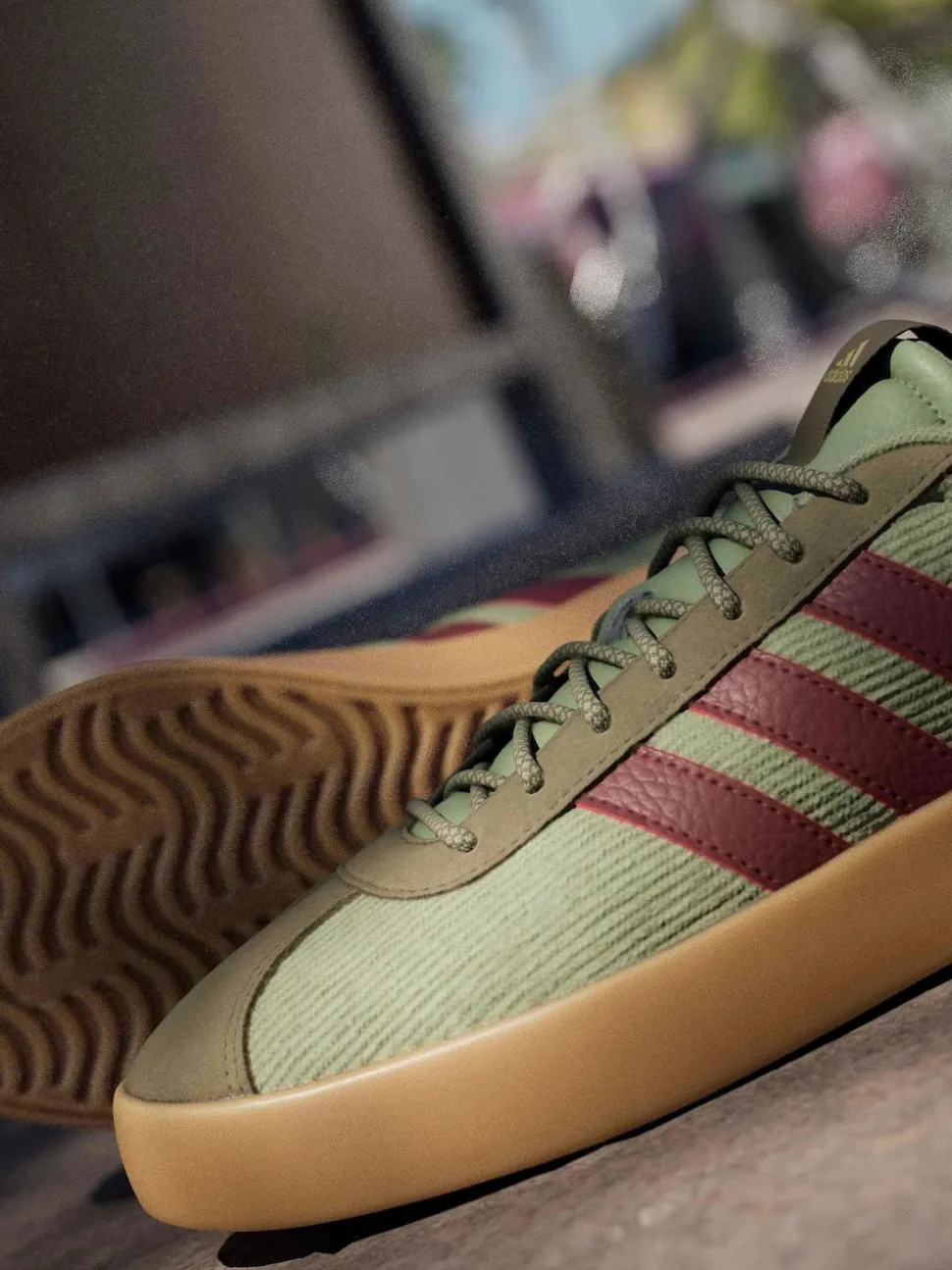 adidas Green VL Court Trainers