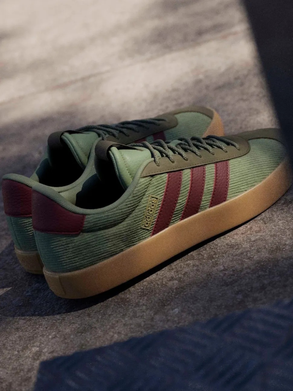 adidas Green VL Court Trainers