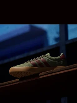 adidas Green VL Court Trainers
