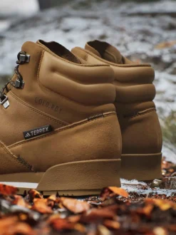 adidas Terrex Brown Snowpitch Cold.Rdy Hiking Boots
