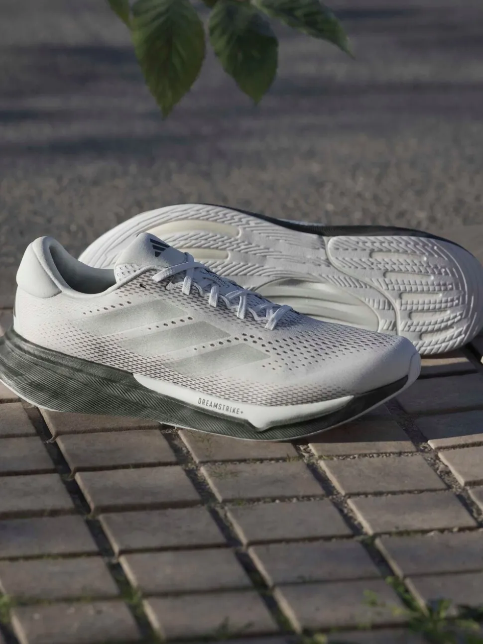 adidas White Supernova Stride 2 M Trainers