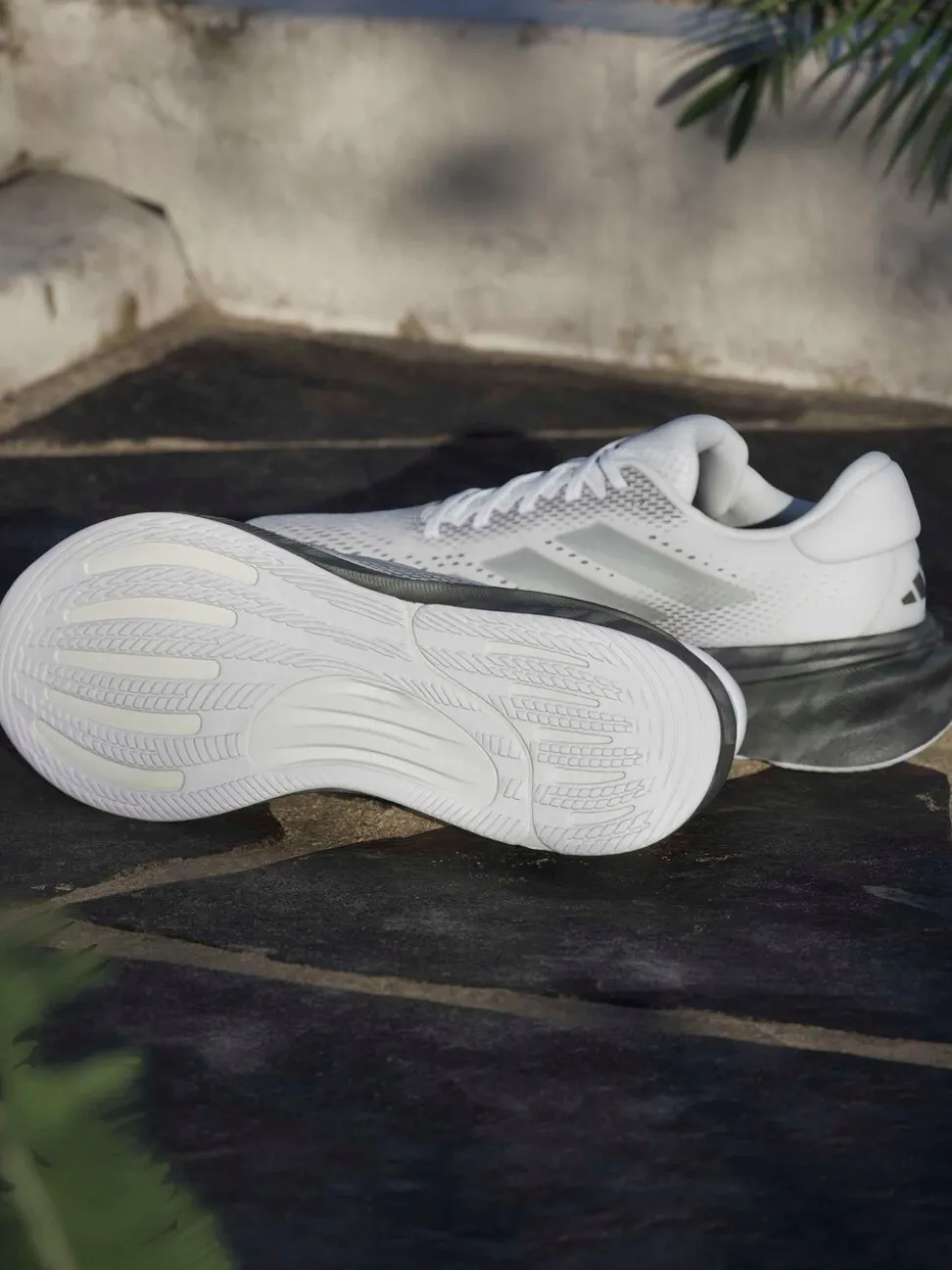 adidas White Supernova Stride 2 M Trainers