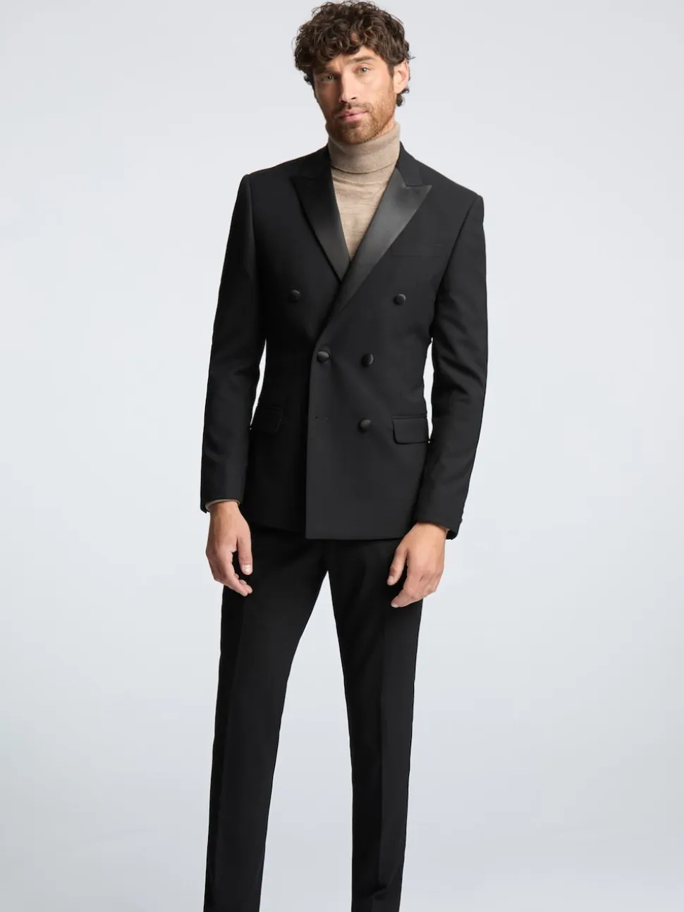 Antique Rogue Black Huxley Dinner Jacket
