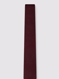 Antique Rogue Red Knitted Tie - 6.5Cm
