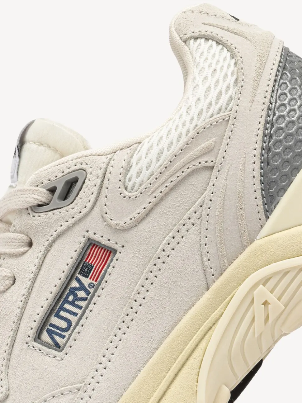 AUTRY Grey Hyperway Low Top Trainers