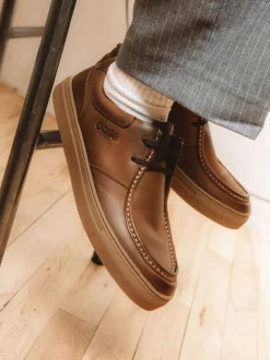 Base London Brown Dalston Wallabe