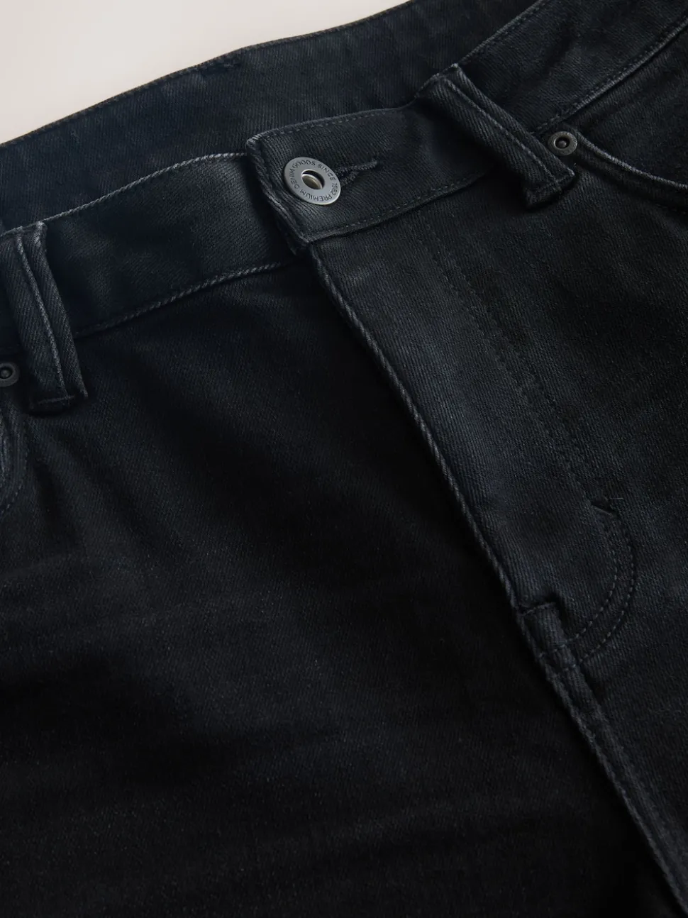 Black - ThermoGen Straight Fit Motionflex Jeans