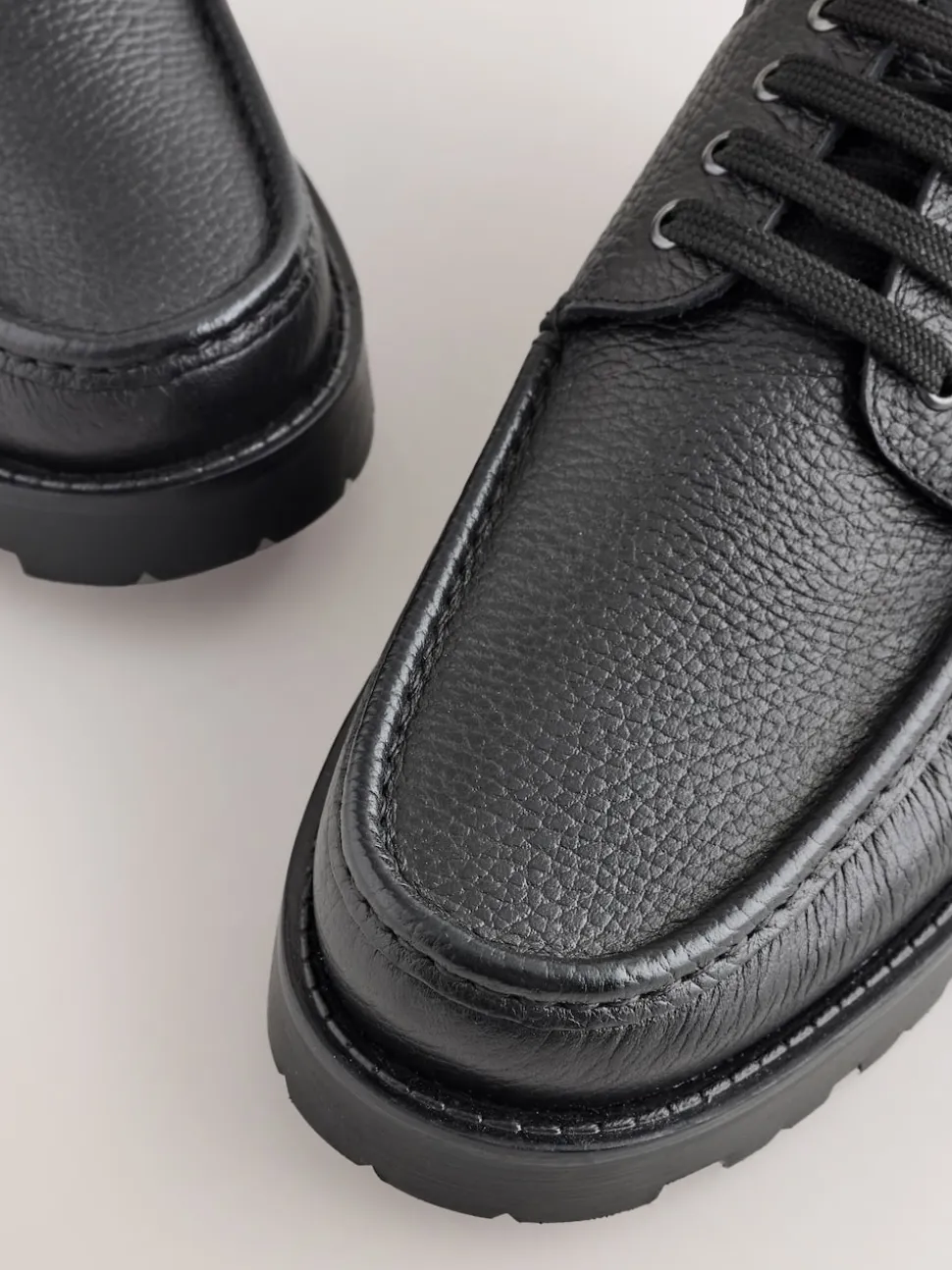 Black Apron Leather Shoes