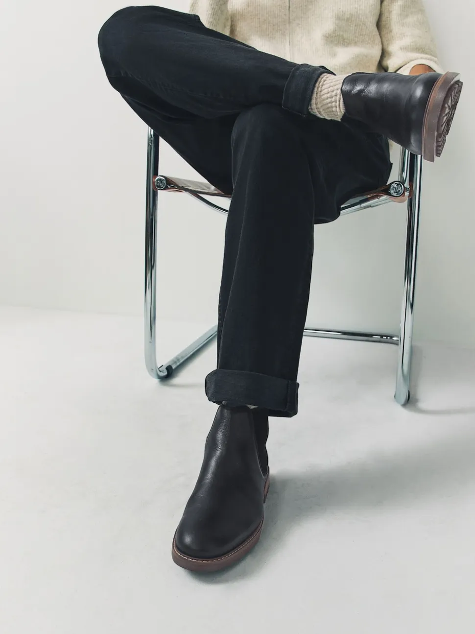 Black Casual Leather Chelsea Boots