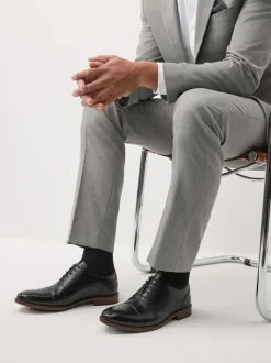 Black Contrast Sole Leather Oxford Toecap Shoes