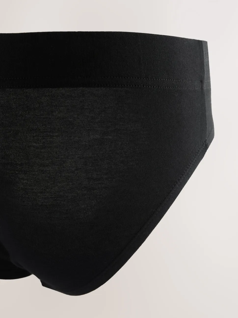 Black Essential Briefs 4 Pack