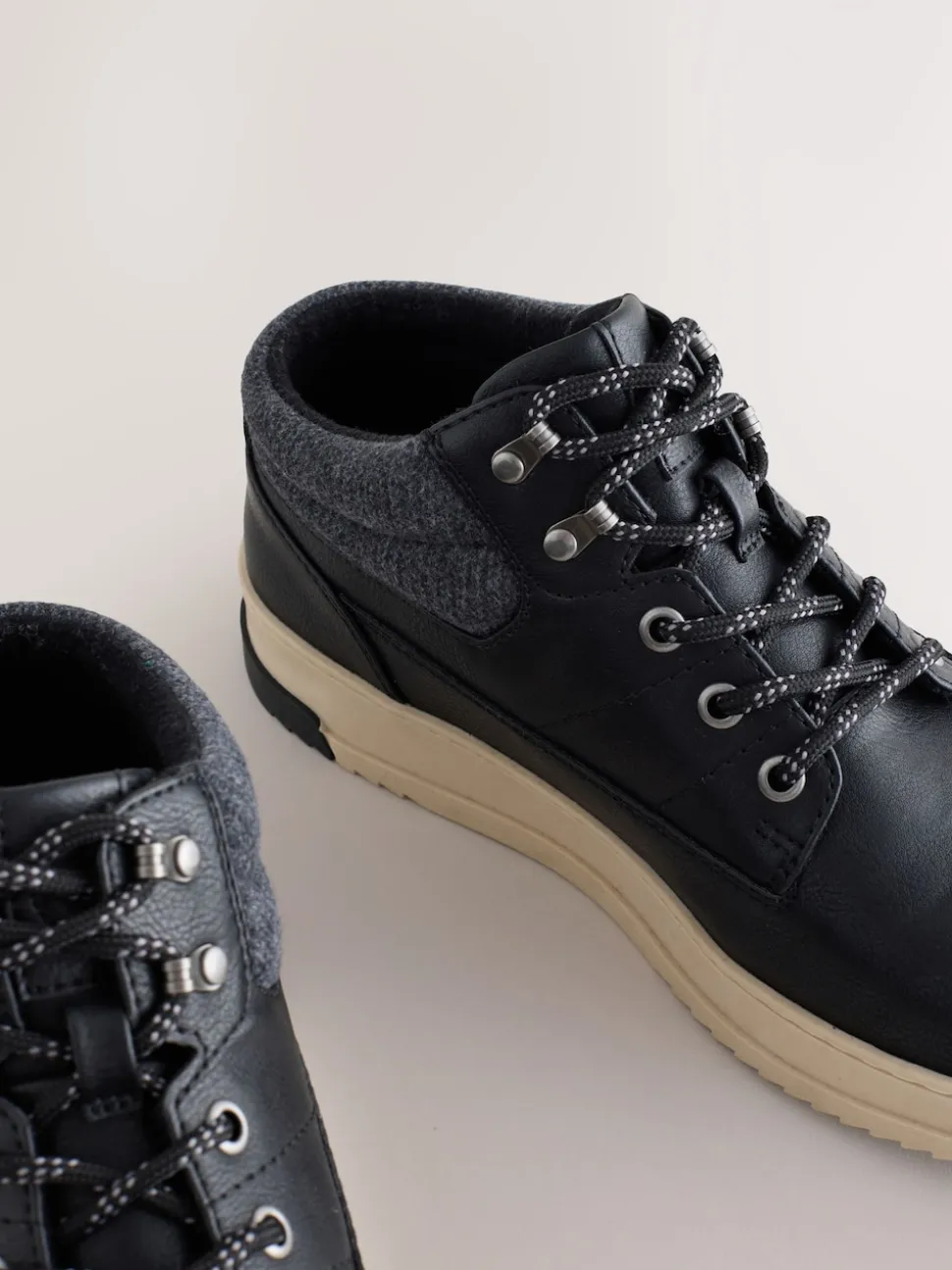 Black Knitted Collar Ankle Boots