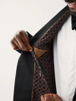 Black Muscle Fit Motionflex Stretch Velvet Blazer