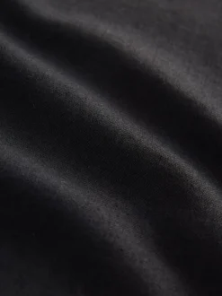 Black Regular Tapered Fit Motionflex Jeans