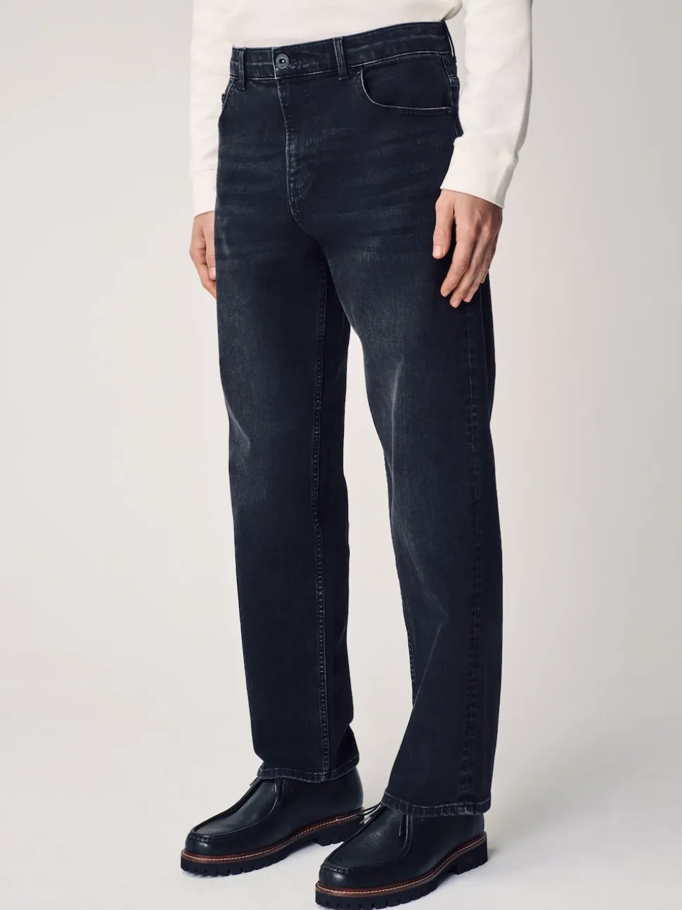 Black Single Straight Fit Classic Stretch Jeans