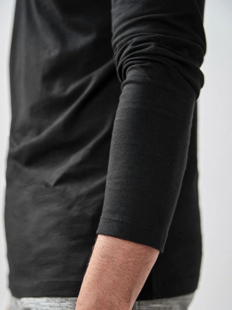 Black Slim Fit Long Sleeve Crew Neck T-Shirt