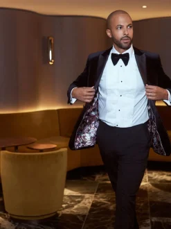 Black Slim Fit Signature Pontoglio Italian Velvet Blazer
