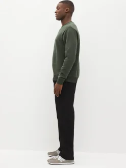 Black Solid Classic Stretch Relaxed Fit Jeans