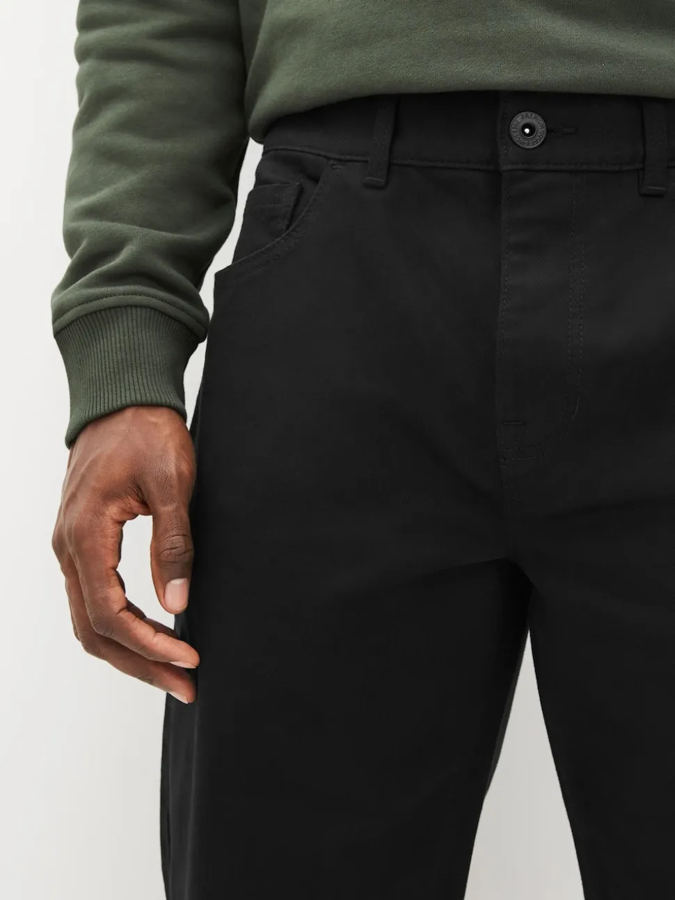 Black Solid Classic Stretch Relaxed Fit Jeans
