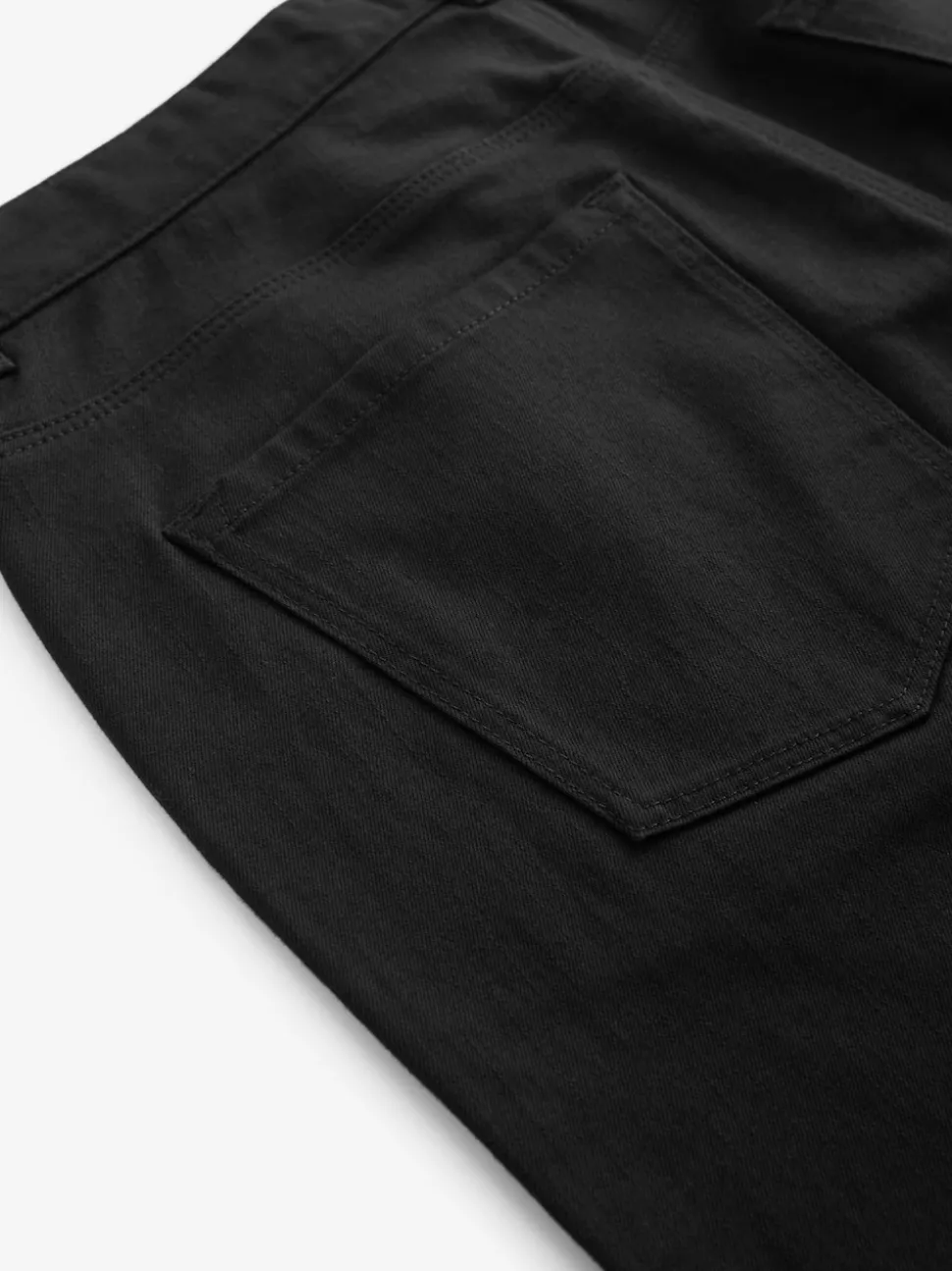 Black Solid Classic Stretch Relaxed Fit Jeans