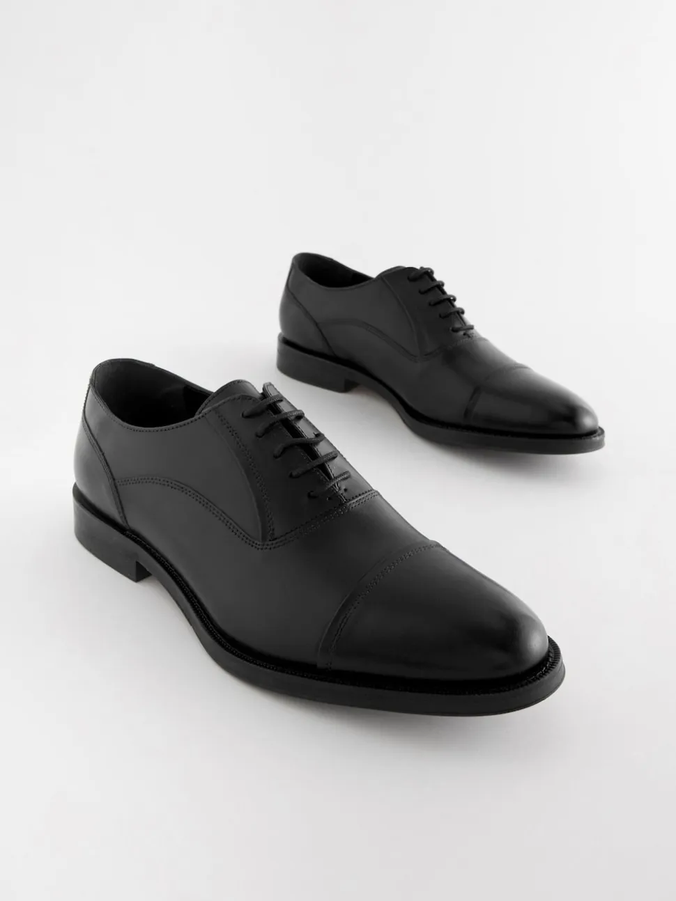 Black Standard Fit Leather Oxford Toecap Shoes