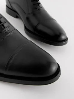 Black Standard Fit Leather Oxford Toecap Shoes
