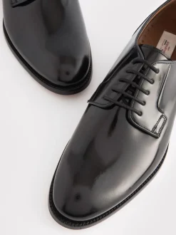 Black Standard Fit Signature Leather Sole Derby Shoes