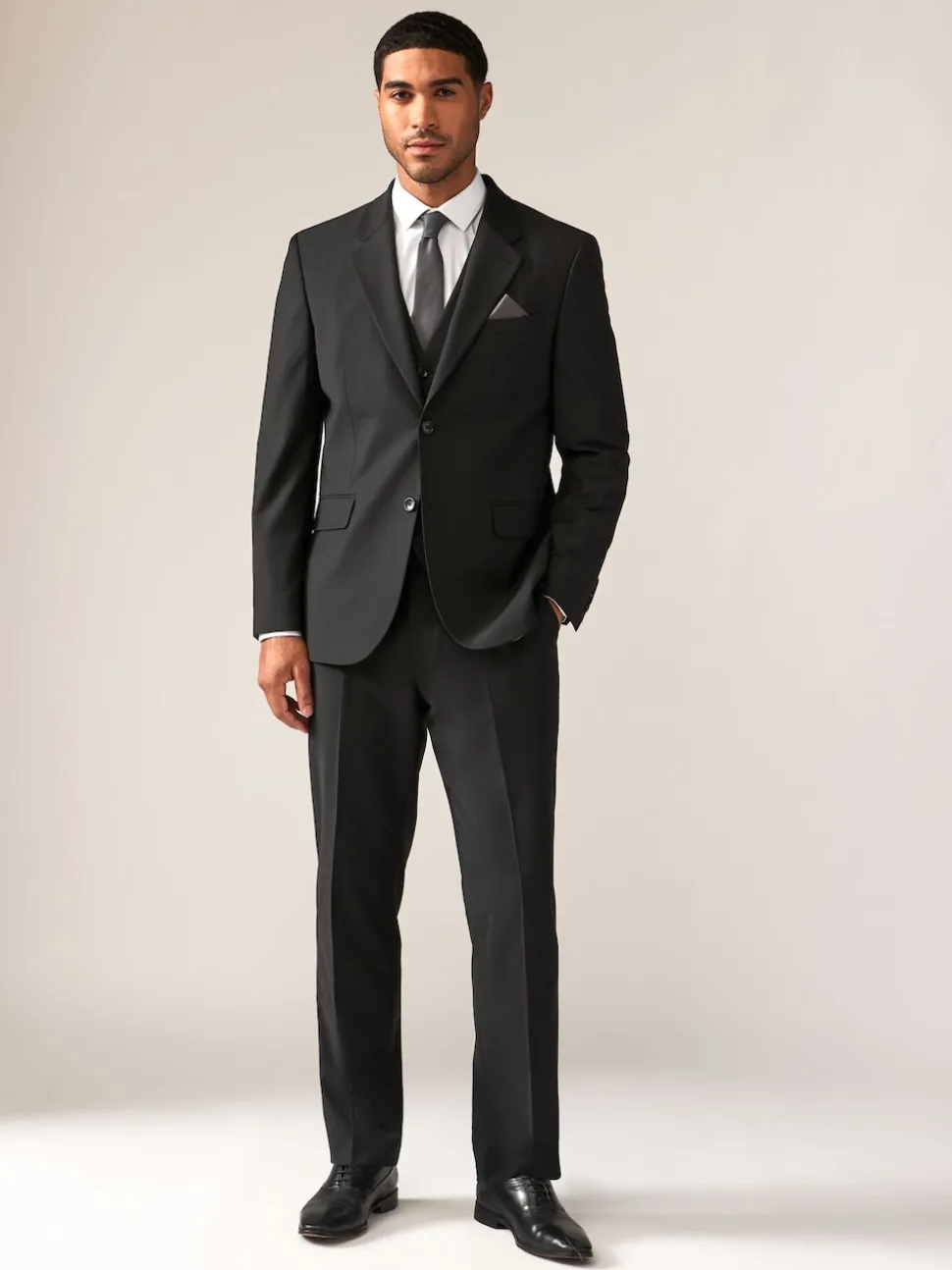Black Tailored Fit Tailored Fit Wool Blend Motionflex Suit Jacket