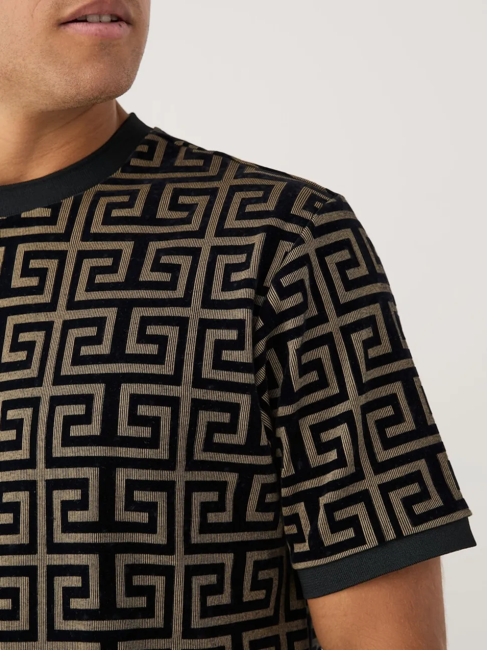 Black/Gold Smart Flocked T-Shirt