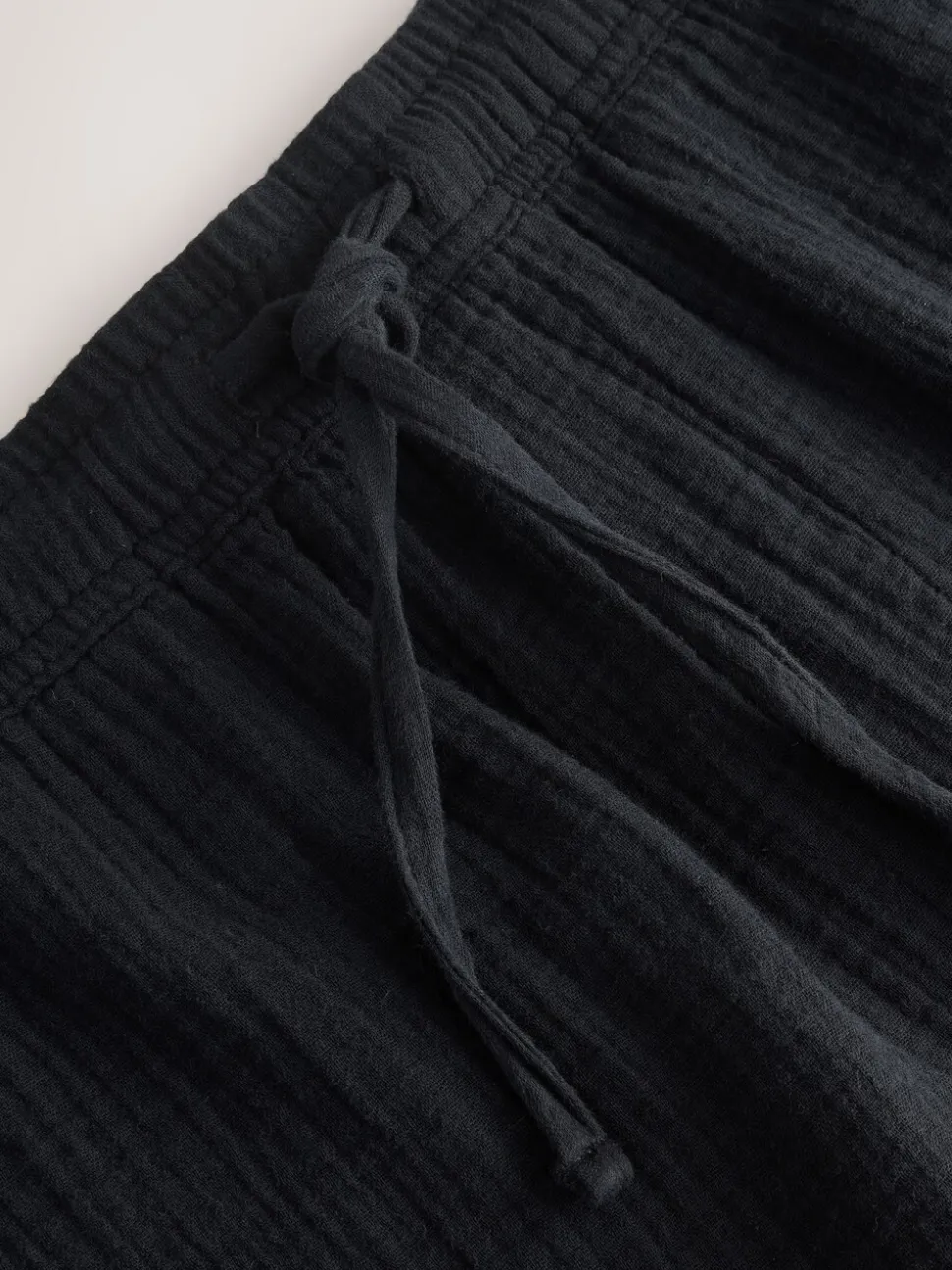Black/Neutral Brown Short Sleeve T-Shirt With Cheesecloth Texture Shorts
