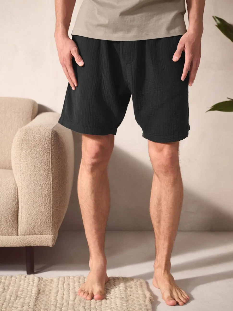 Black/Neutral Brown Short Sleeve T-Shirt With Cheesecloth Texture Shorts