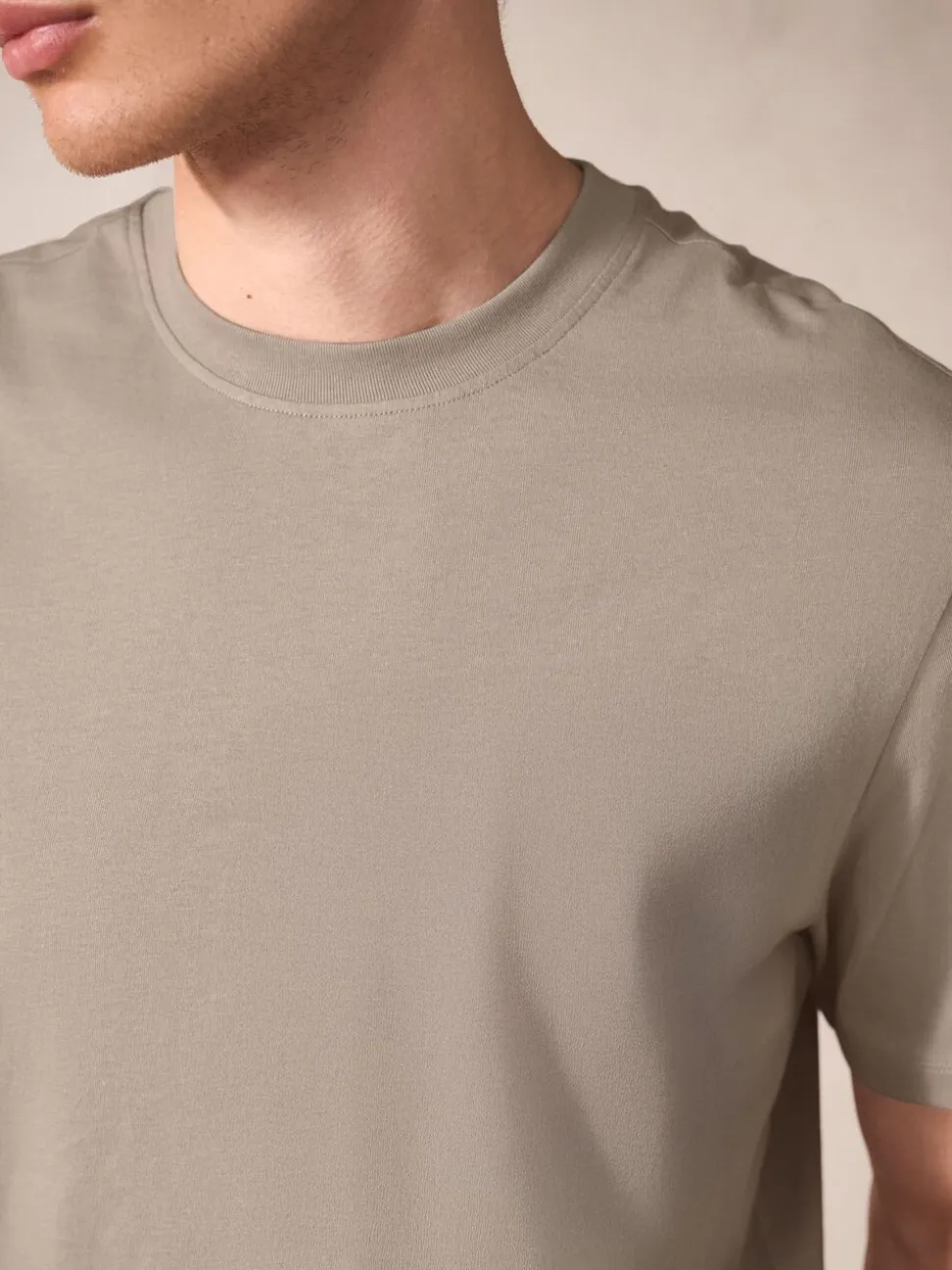 Black/Neutral Brown Short Sleeve T-Shirt With Cheesecloth Texture Shorts