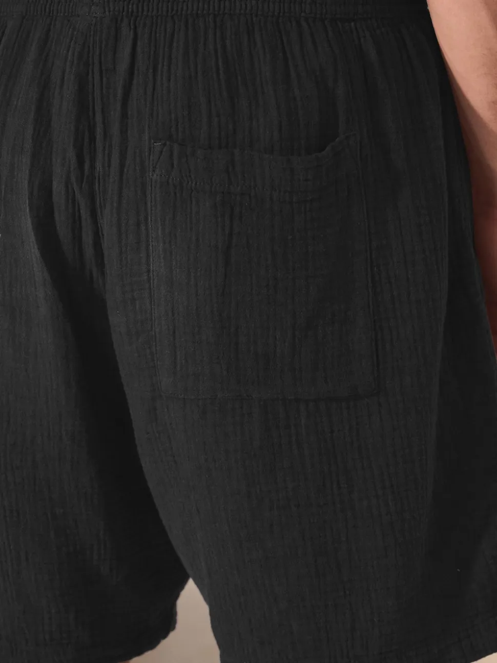 Black/Neutral Brown Short Sleeve T-Shirt With Cheesecloth Texture Shorts