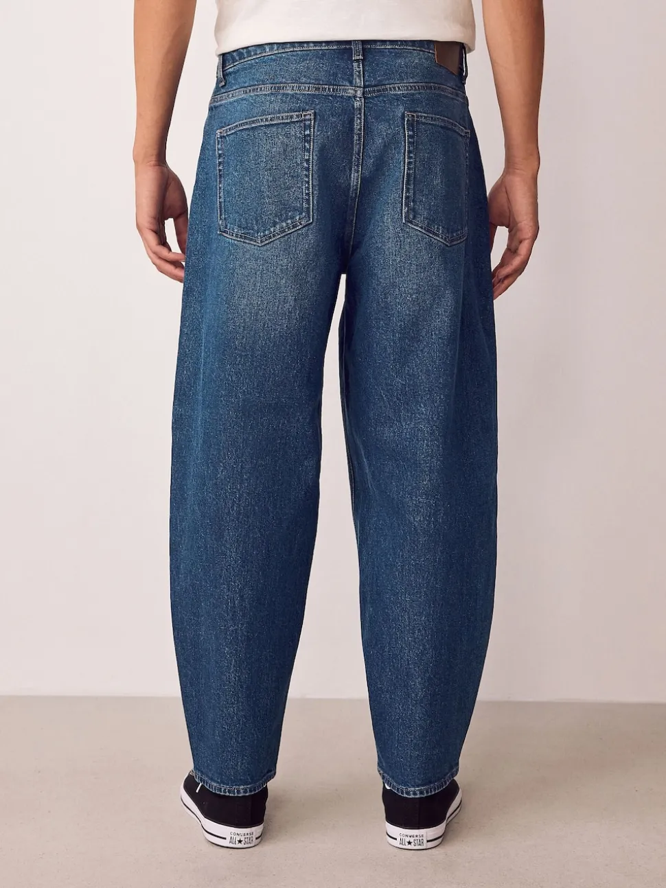 Blue Classic Vintage Barrel Fit Vintage Wash Denim Jeans