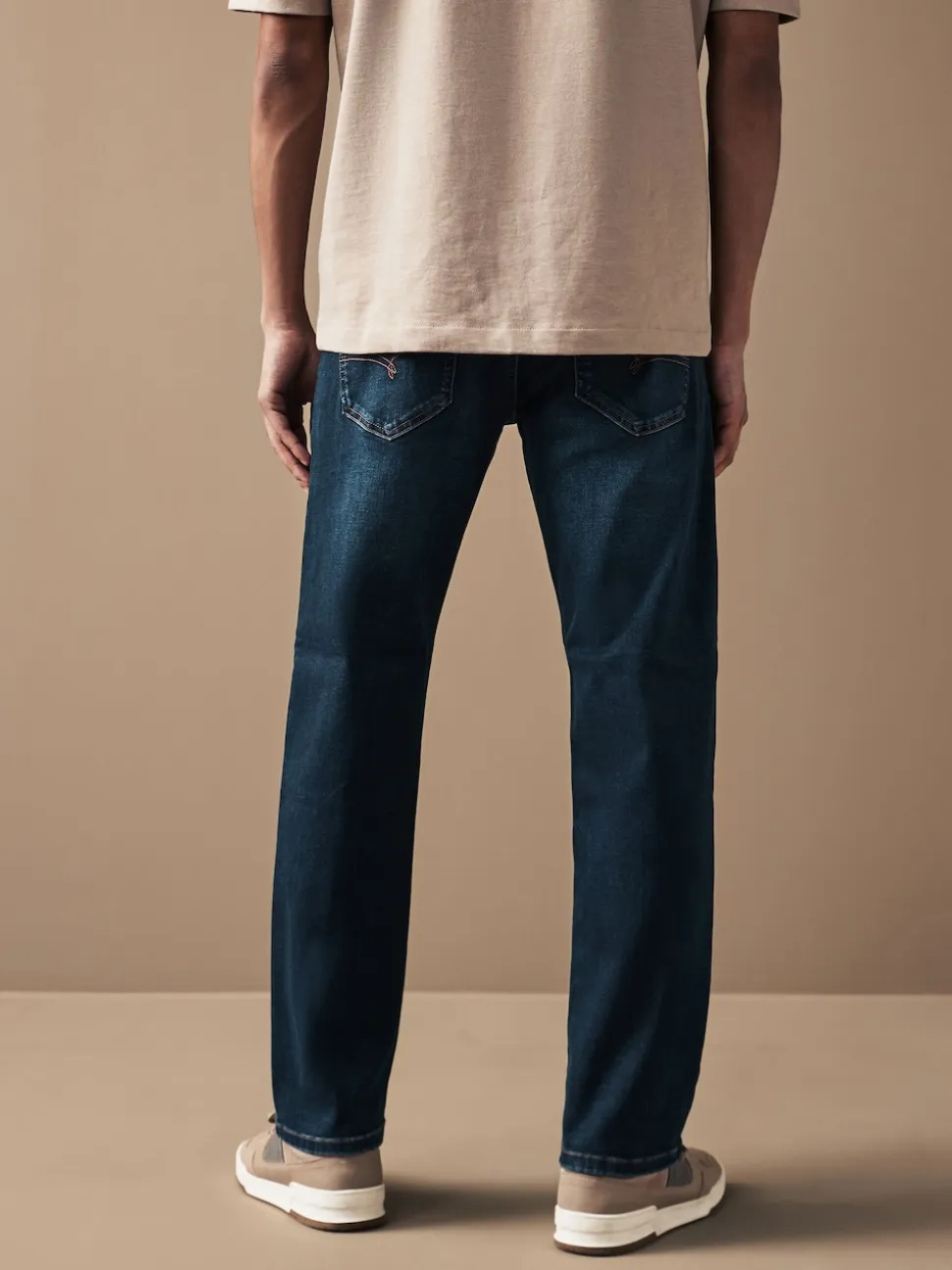 Blue Mid Indigo Straight Fit Motionflex Jeans