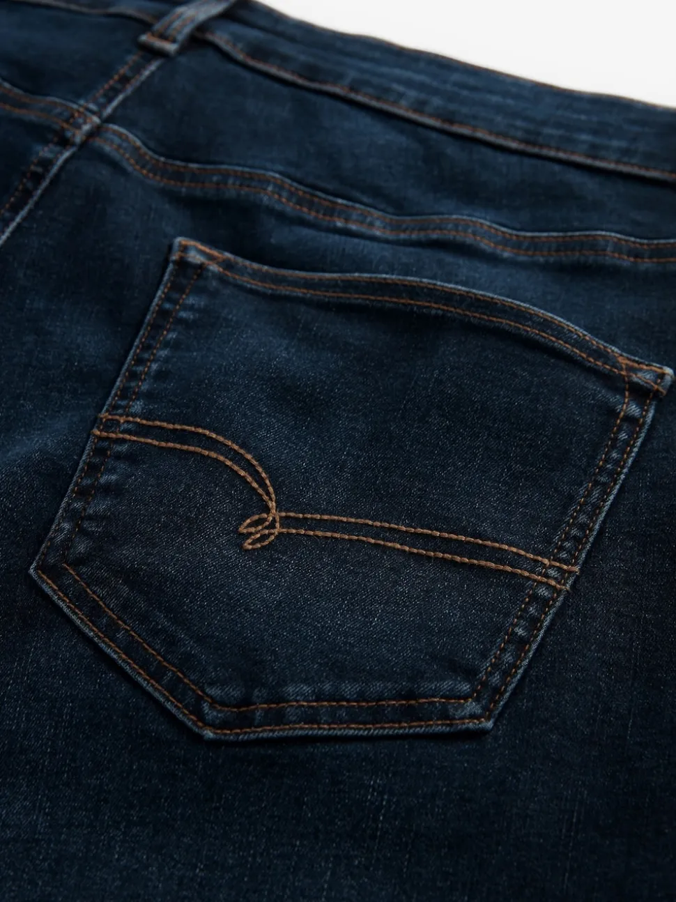 Blue Mid Indigo Straight Fit Motionflex Jeans
