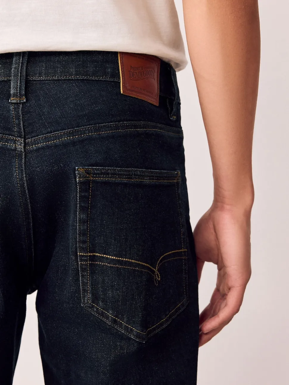 Blue Rinse Straight Fit Motionflex Jeans