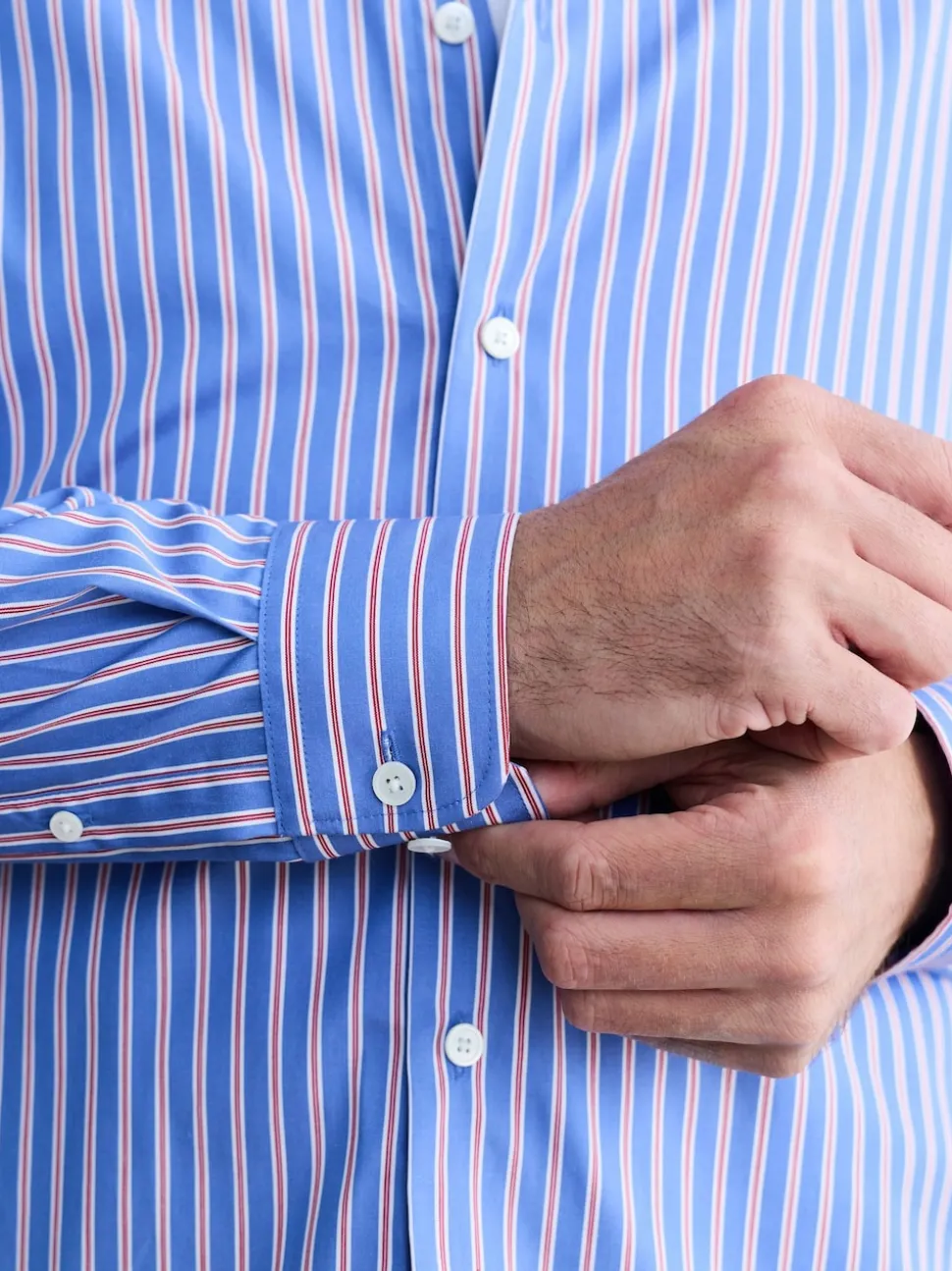 Blue Stripe Slim Fit 100% Cotton Signature Single Cuff Shirt