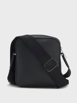 BOSS Black Ray Logo Zip Bag