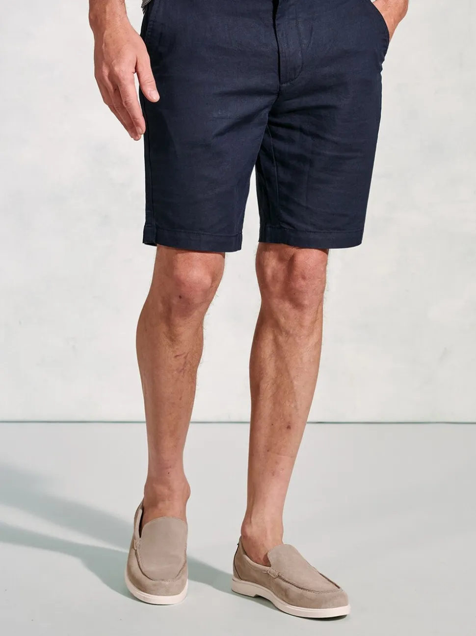Brook Taverner Blue Light Cotton Linen Shorts