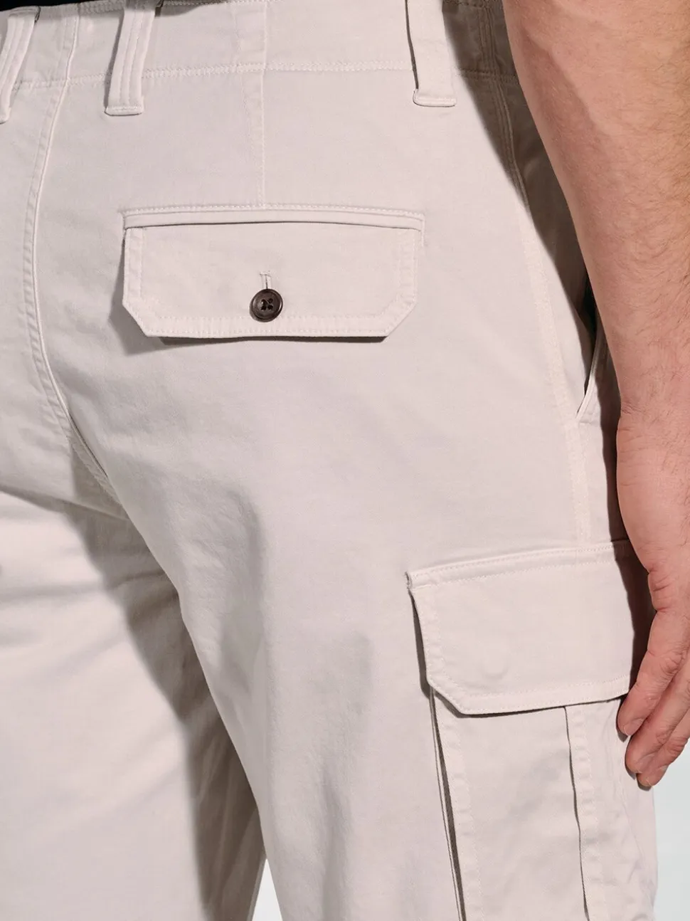 Brook Taverner Cream Cotton Stretch Cargo Shorts