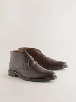 Brown Contrast Sole Leather Chukka Boots