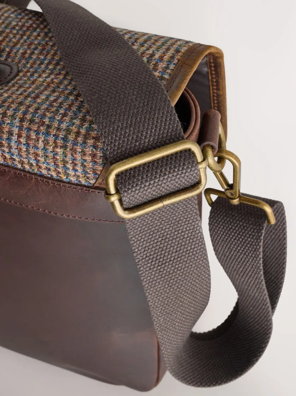 Brown Harris Tweed Messenger