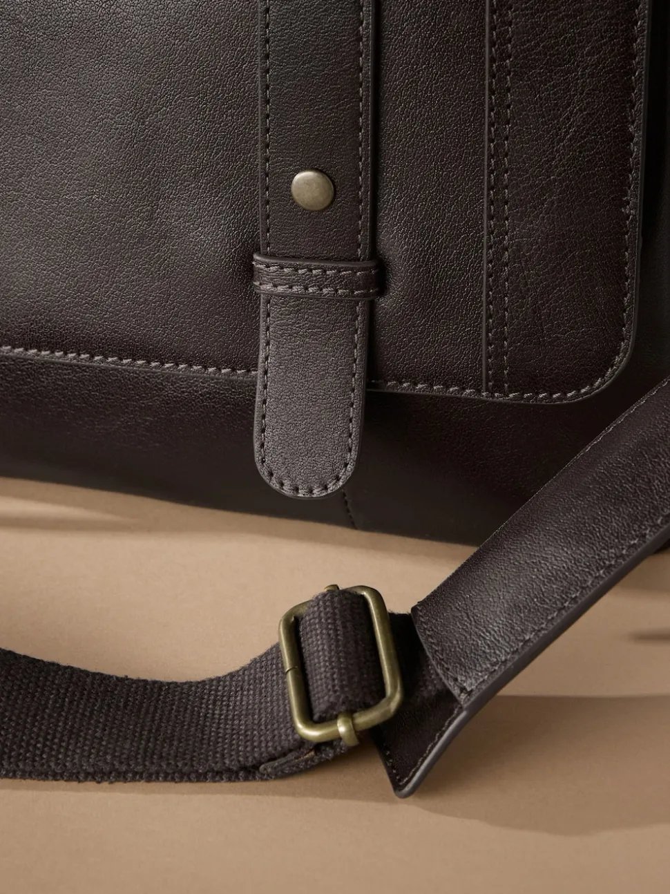 Brown Signature Messenger