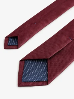 Burgundy Red Slim Textured Tie